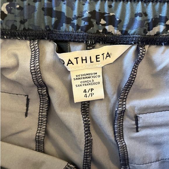 Athleta Avenue Wide Leg Crop Pant in Captive Chrome Blue Size 4P Athleisure - Picture 3 of 9